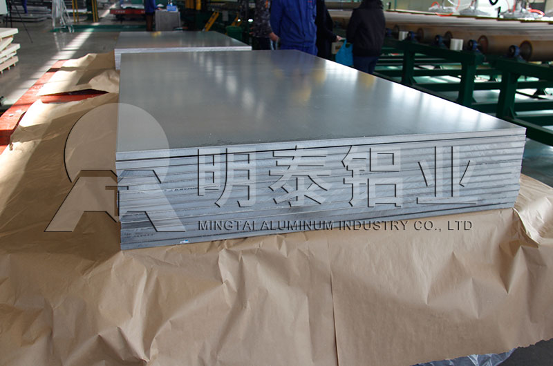 鋁板可以用在散熱器上嗎？散熱器鋁板選用哪個(gè)規(guī)格比較好？?jī)r(jià)格高嗎？